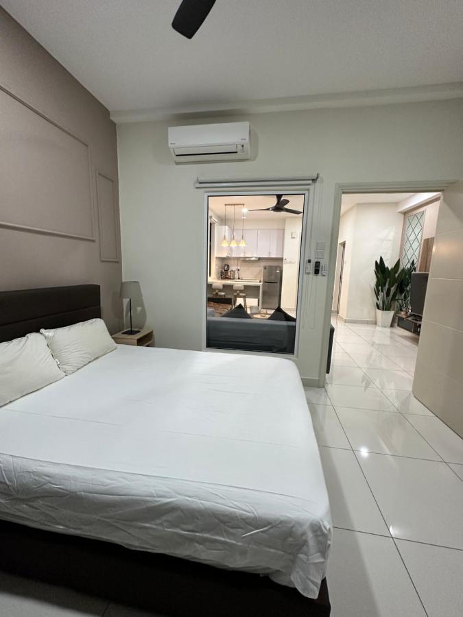 Aparthotel Arti Mont Kiara Kuala Lumpur Exterior foto